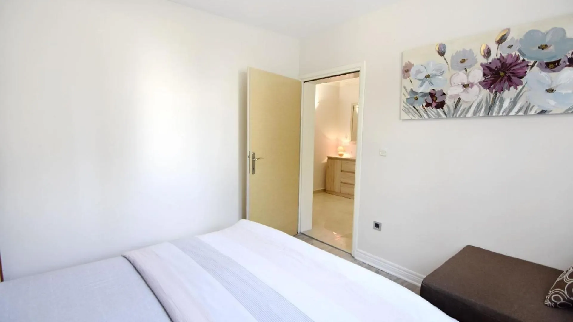 ביוגראד נה מורו Komfortable Wohnung, Nur Einen Steinwurf Vom Strand Entfernt ביוגראד נה מורו